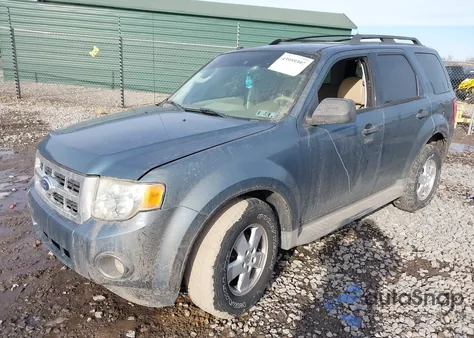 2012 Ford Escape Xlt z USA, uszkodzony, nr VIN 1FMCU9DG7CKA48290